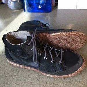 Cushe staycation size 10